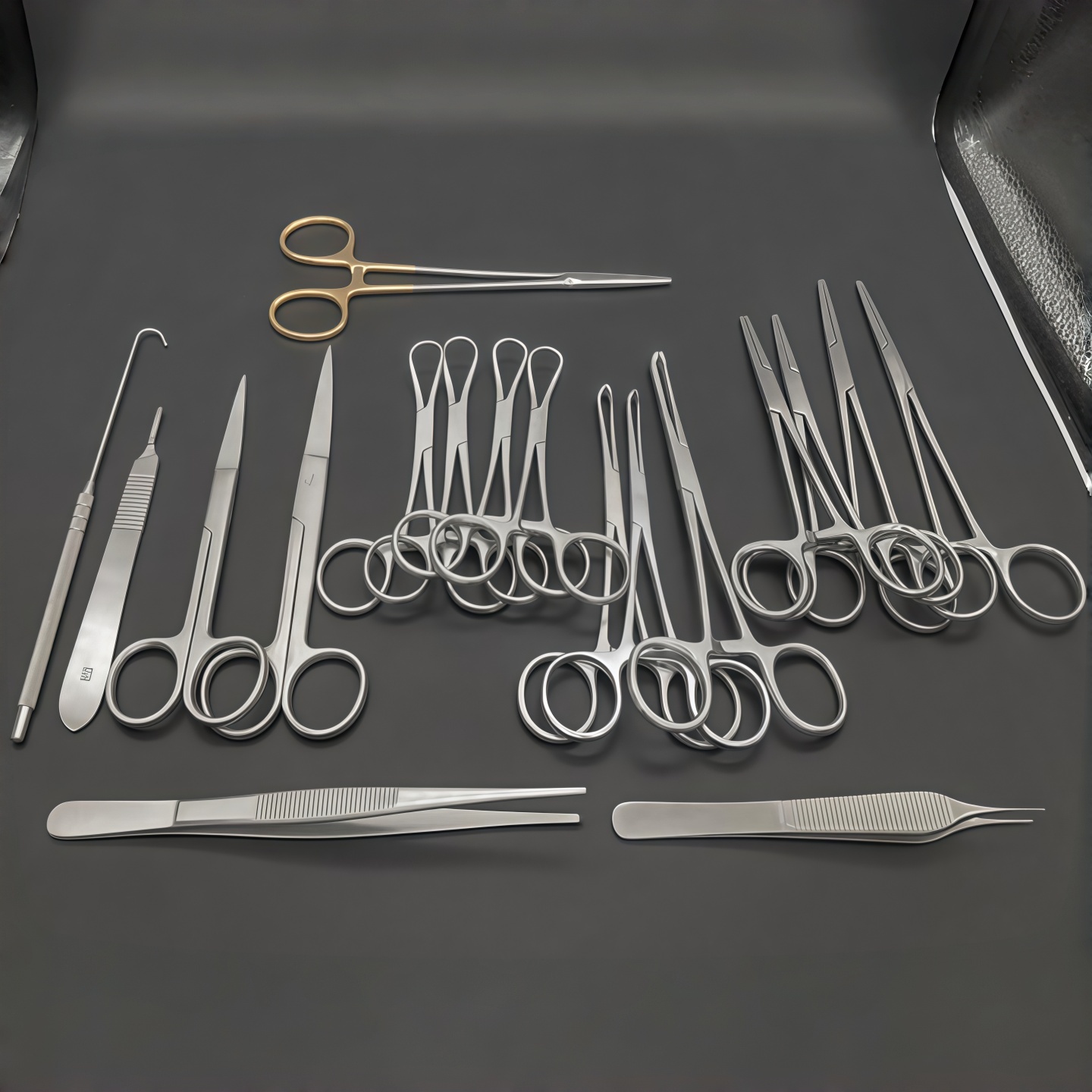 Vet Tech Accessories - Chirurgische Instrumentensets für Haustiere. Instrumente für